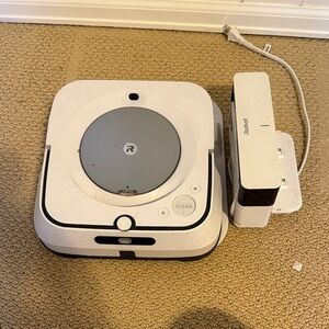 iRobot Braava Jet M6 Robot Mop in White and Gray